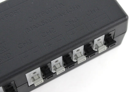 LEDの接続は4ポート