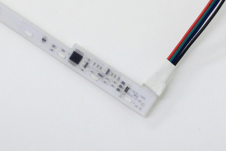 独自開発の専用ICで実現