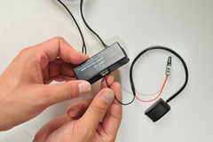 電源コードを接続する①
