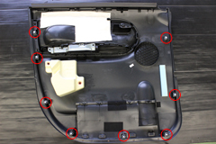 ドア内張りパネル裏側の確認